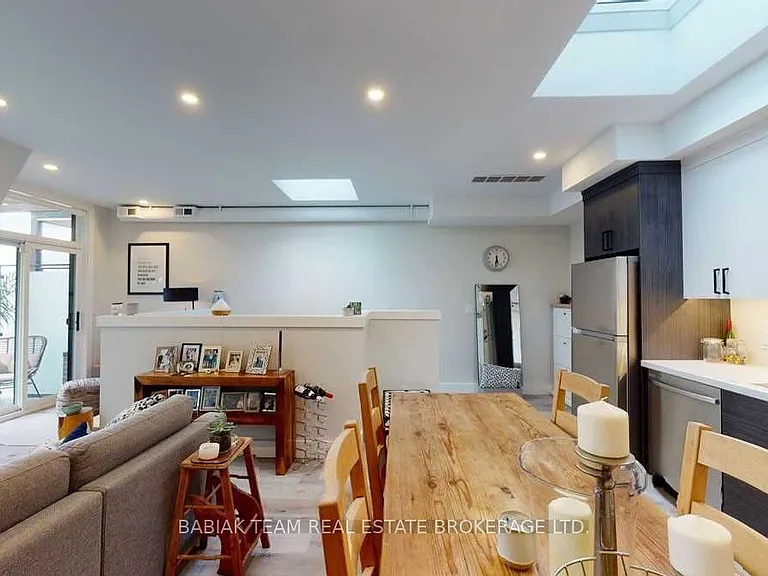 57 Vine Ave #301 — Photo 10