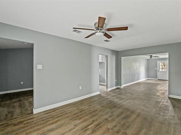 3rd image of 3513 Palm Ave