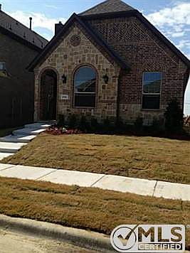 1st image of 216 Carrington Ln
