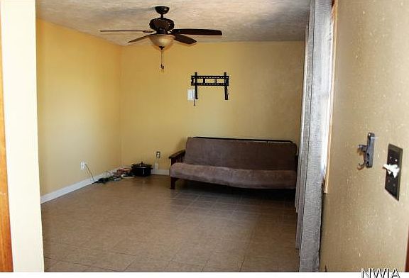 3rd image of 3404 El Dorado Way