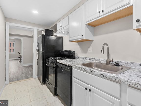 5th image of 815 Malcolm X Ave SE #2