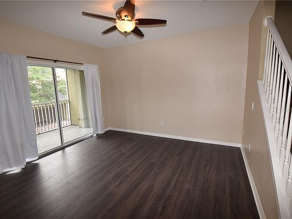 2nd image of 2550 Grand Central Pkwy APT 7