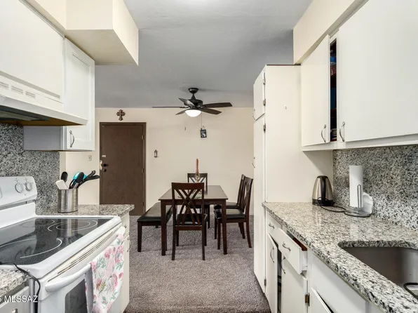 6325 N Barcelona Ln Unit 711, Tucson, AZ 85704