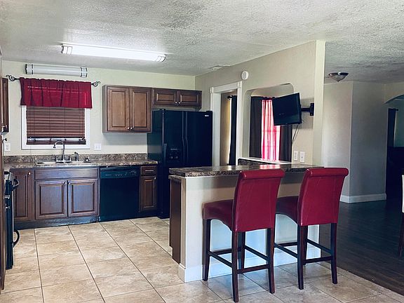 5th image of 6217 Byron Dr