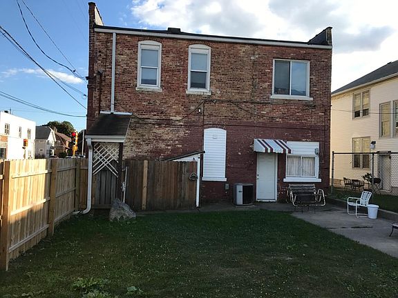 4th image of 1300 Milwaukee Ave