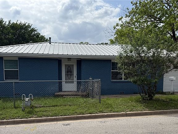 2nd image of 502 S 5th St