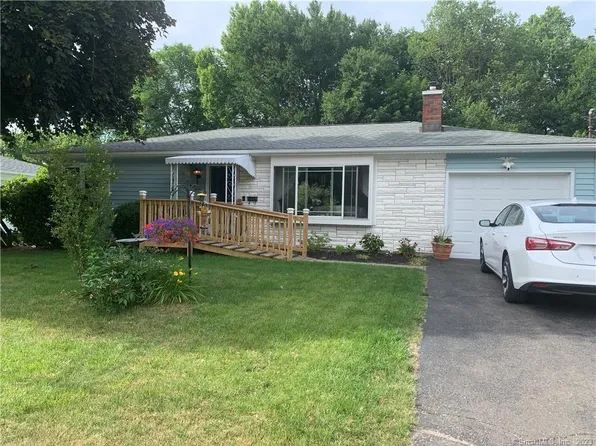 99 Dan Parker Drive, Waterbury, CT 06704