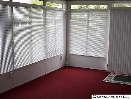 5th image of 359 Barbados Dr N
