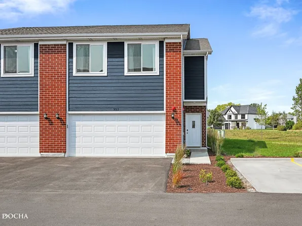 1131 Gillespie Ln, Yorkville, IL 60560