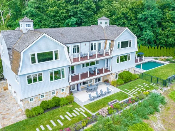 20 Freemont Ave, Barrington, RI 02806