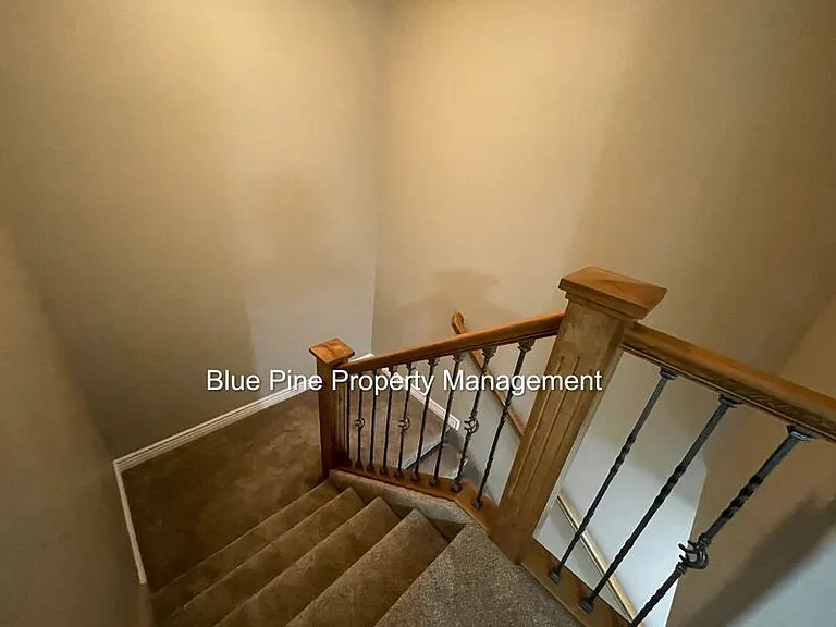 3601 Delaware Ave — Photo 20