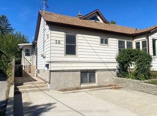 58 5th Ave, Kitchener, ON N2C 1P4