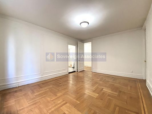 3rd image of 664 W 163rd St APT 46