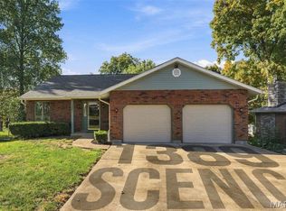 1389 Scenic Dr, Herculaneum, MO 63048