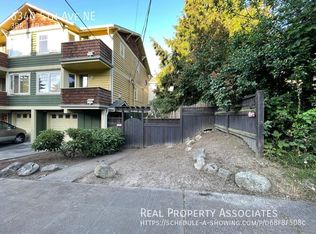 6340 5th Ave NE, Seattle, WA 98115