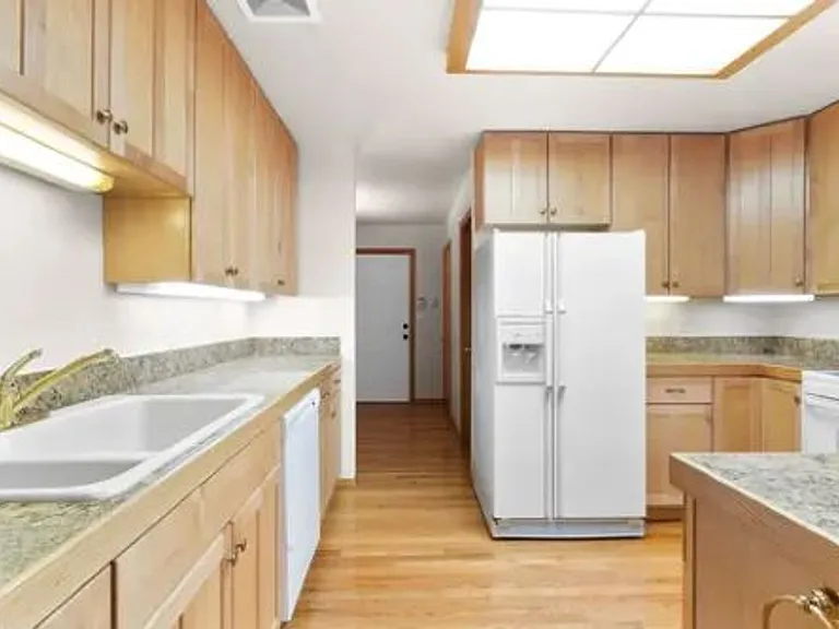 3025 S Cook St — Photo 13