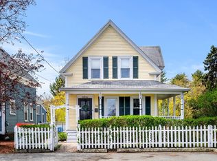 34 Haines Ave, Lowell, MA 01852