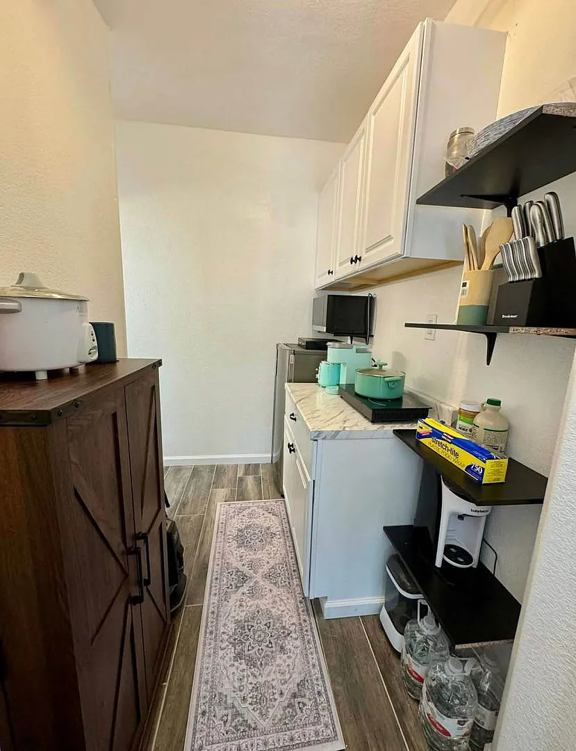 1089 Somersby Way #A photo 1