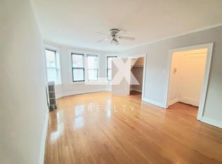 3150 W Belle Plaine Ave APT 3N, Chicago, IL 60618