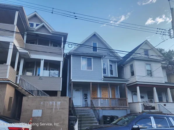 230 Benziger Ave, Staten Island, NY 10301