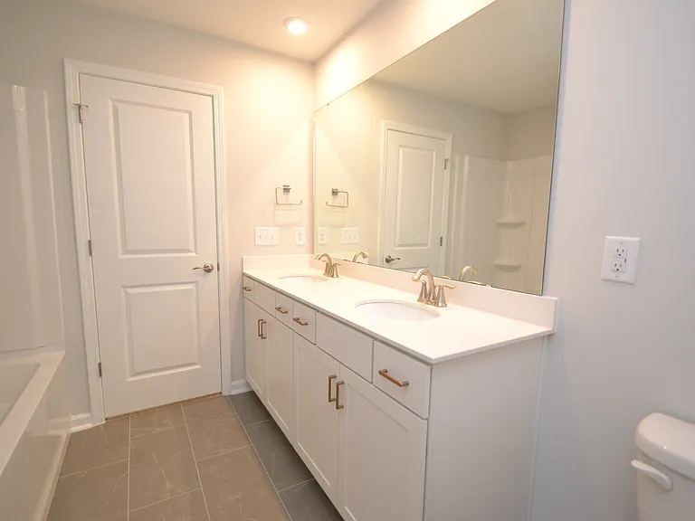 1226 Bessie Ct — Photo 28