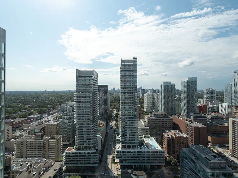 200 Redpath Ave — Photo 100