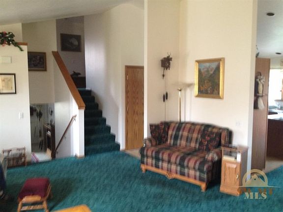 4th image of 41 Valley Grove Dr