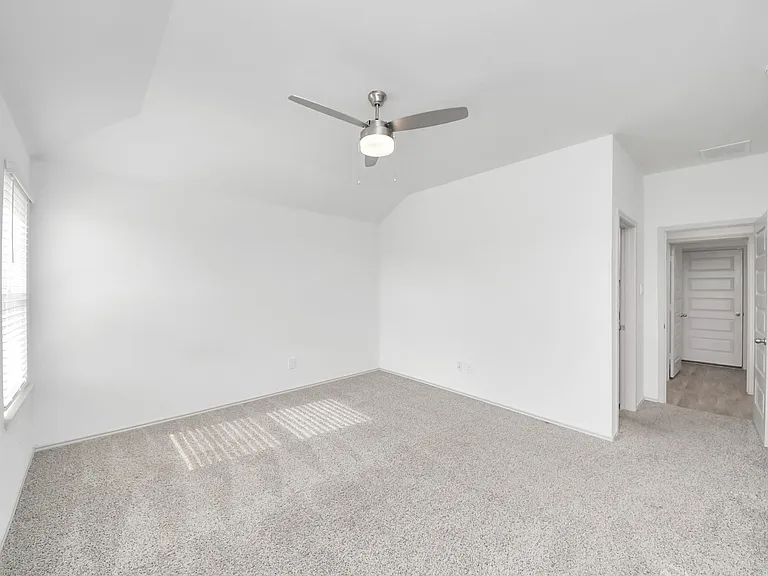 3521 Rockefeller Rd — Photo 28