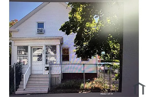 113 Grove St Photo 1