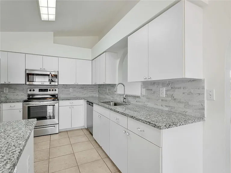 4150 Tarpon Ave — Photo 7