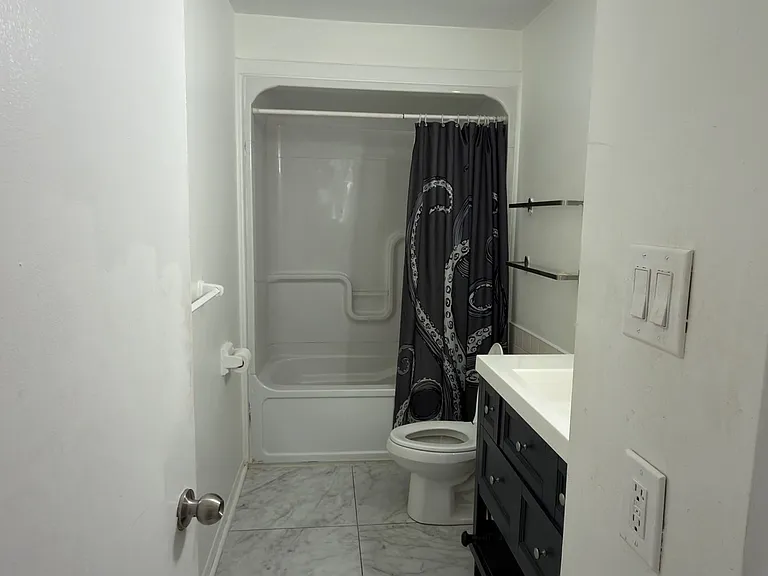 15 A Rockwood Dr — Photo 9