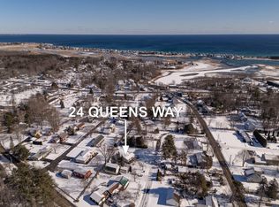 24 Queens Way, Wells, ME 04090