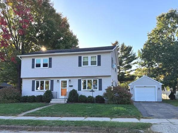 17 Westward Drive, Burlington, VT 05408