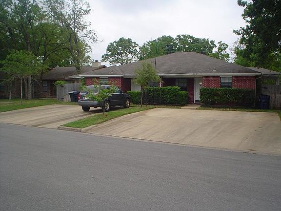located in a quiet cut-de-sac