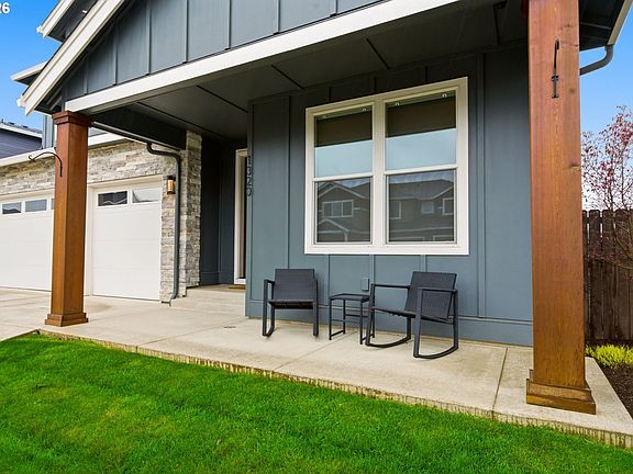 5th image of 1320 S 44th Ave