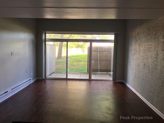 2nd image of 155 Walnut Dr APT 213B