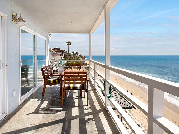 2nd image of 789 Gaviota Dr APT 2