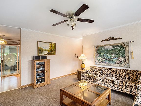 4th image of 5550 Dogwood Dr