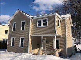 38 Chase St, Auburn, NY 13021