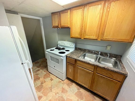 3rd image of 1006 S 18th St #3befb9b23