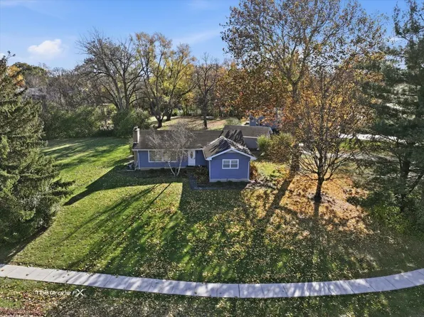 1519 Foothill Dr, Wheaton, IL 60189