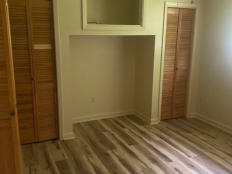 223 Driftwood St — Photo 7