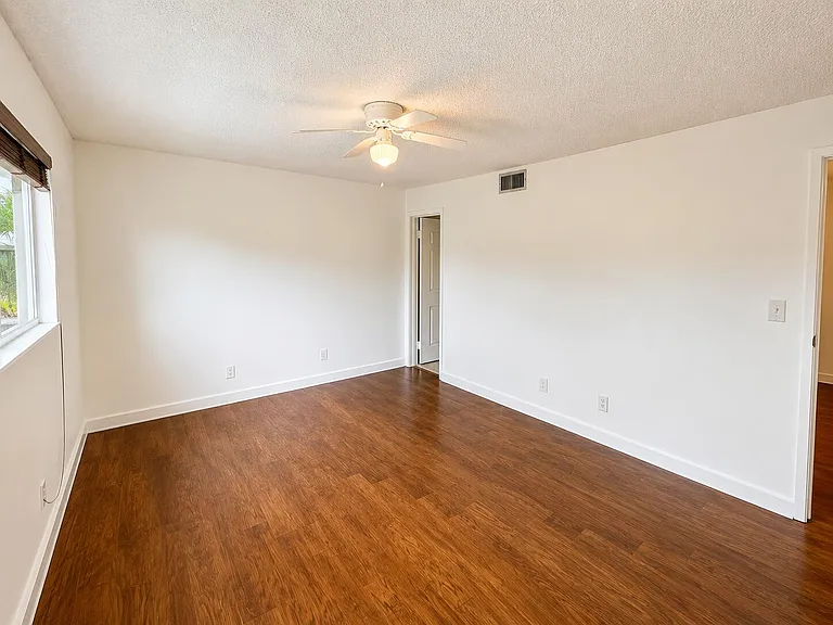 5728-5728 Blueberry Ct #38 — Photo 18
