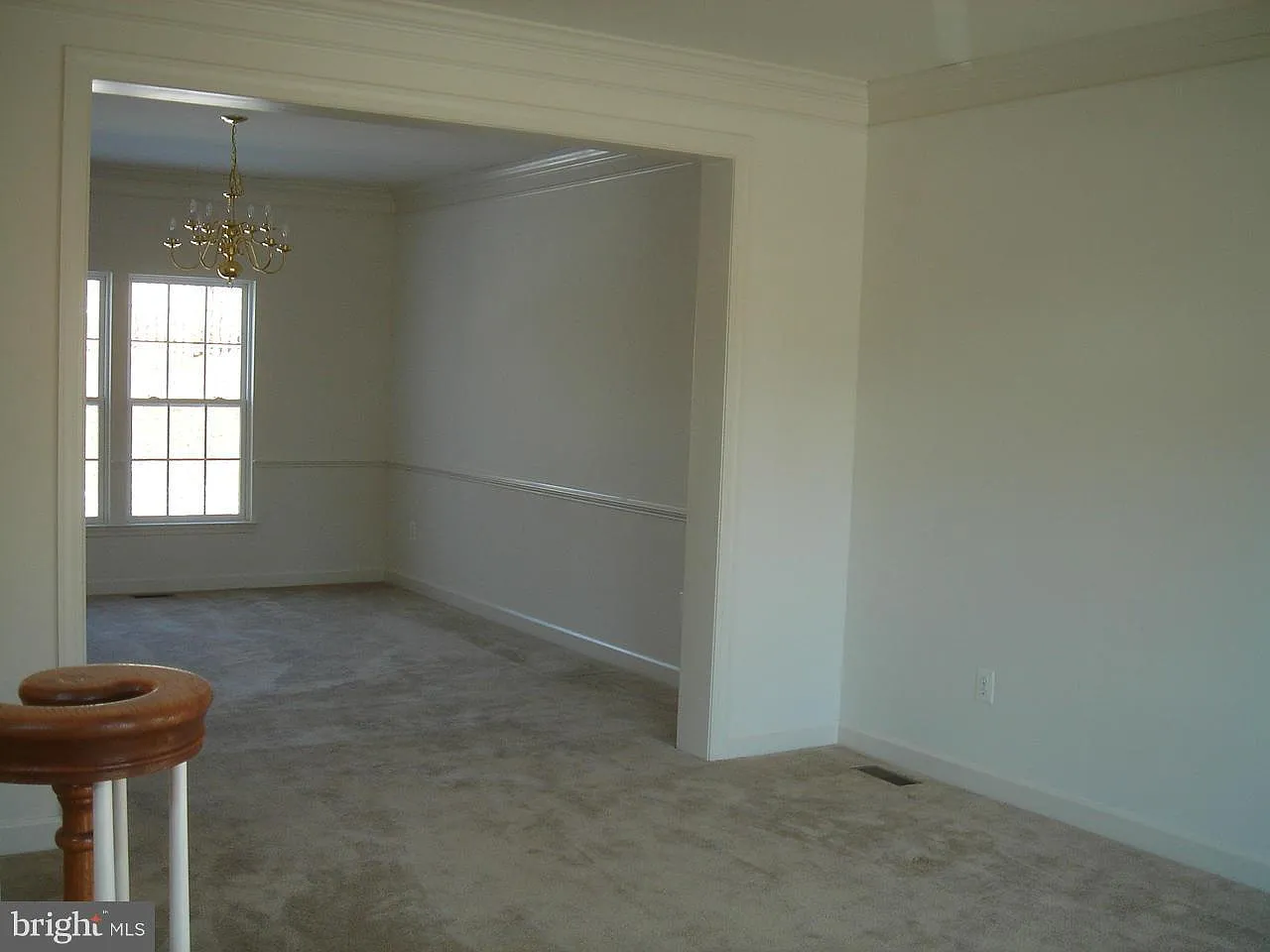 4 bed, 2.5 bath, 3677 sqft, $3,200 — Photo 4