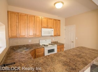 1613 Lewis St, Philadelphia, PA 19124