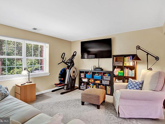 3rd image of 3A Heritage Ct
