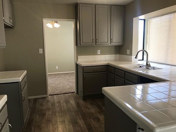 3rd image of 36830 Desert Willow Dr