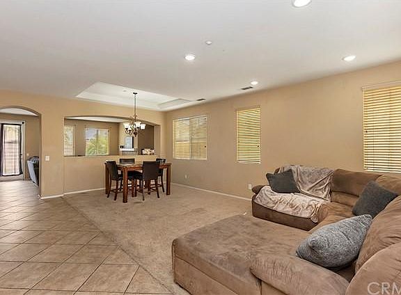 4th image of 15377 Burnet Ct