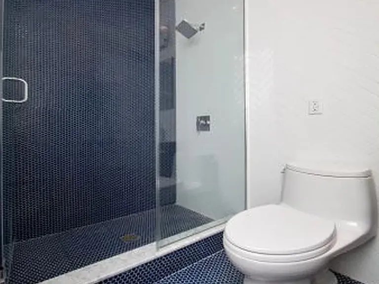 1556 2nd Ave #6 — Photo 6
