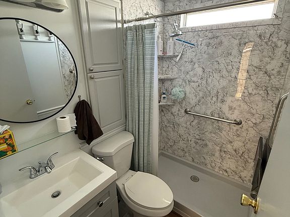 4th image of 702 S Meridian Rd #1017